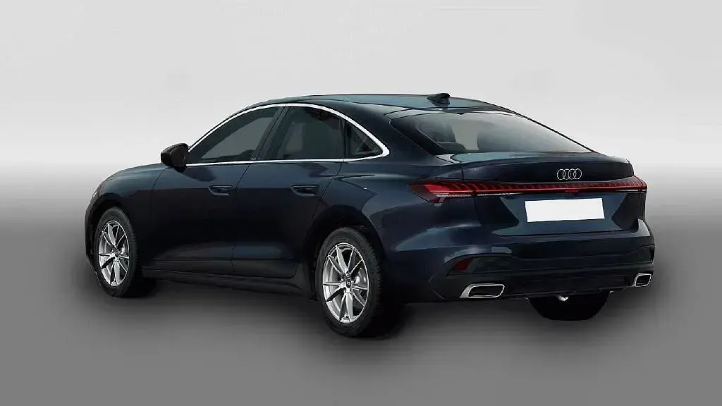Usata Audi A5 150 CV (110 kW) 2025 Blu Berlina