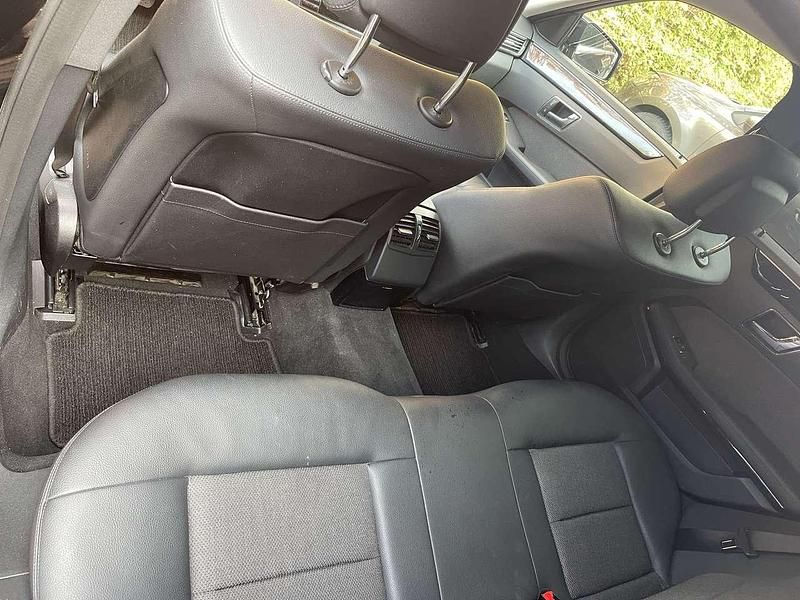 Gebraucht Mercedes E200 Avantgarde 136 PS (100 kW) 2011 Limousine