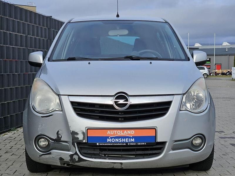 Gebraucht Opel Agila Edition 94 PS (69 kW) 2011 Silber Kleinwagen