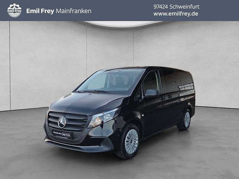 Obsidianschwarz metallic Gebraucht 2024 Mercedes Vito Marco Polo Van | 47.790 € - Bild 1/4