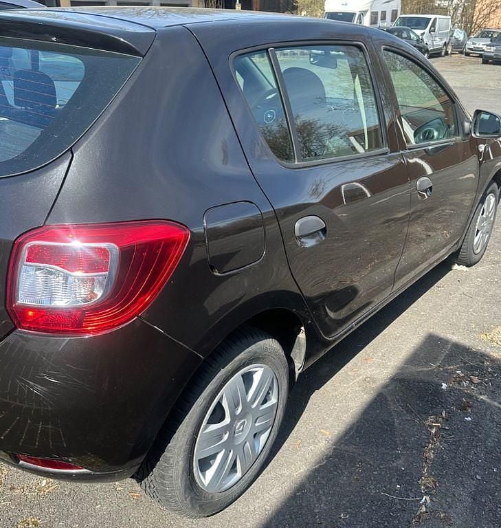 Gebraucht Dacia Sandero Ambiance 73 PS (53 kW) 2012 Schwarz Limousine