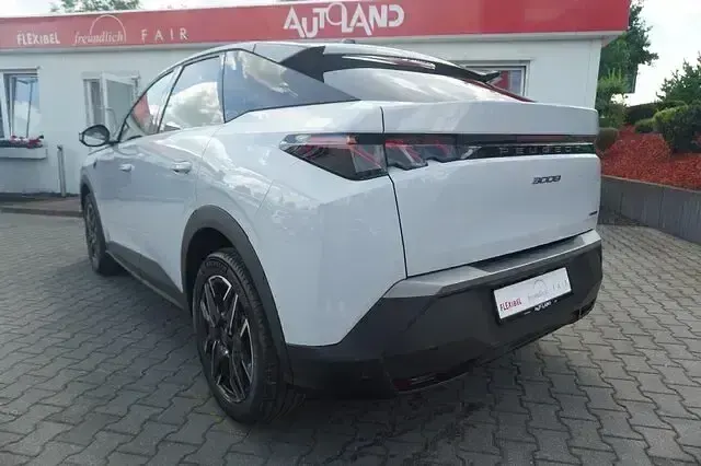 Neu Peugeot 3008 GTi 145 PS (106 kW) 2025 Grau SUV