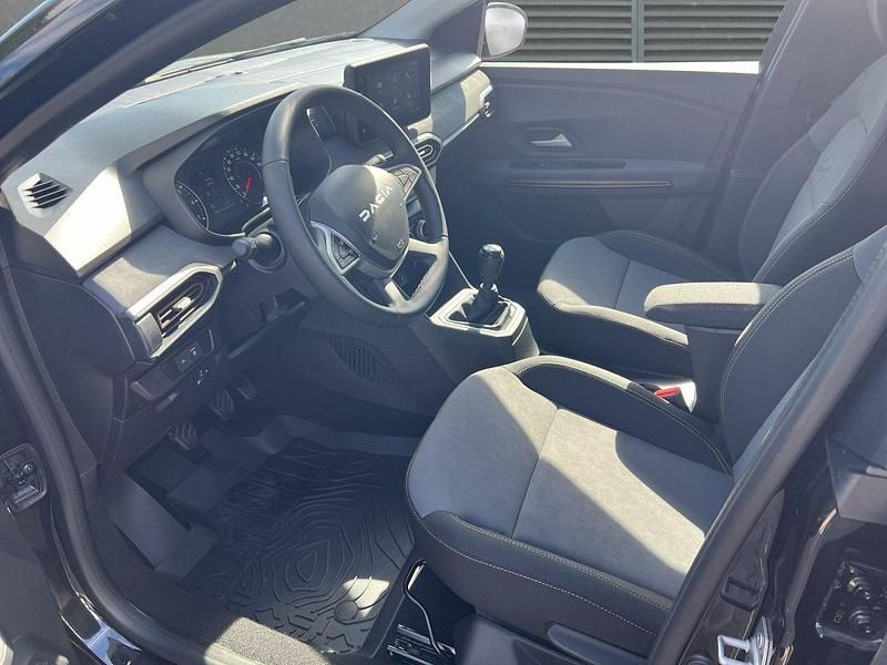 Neu Dacia Jogger Extreme 101 PS (74 kW) 2025 Perlmuttschwarz Van / Kleinbus