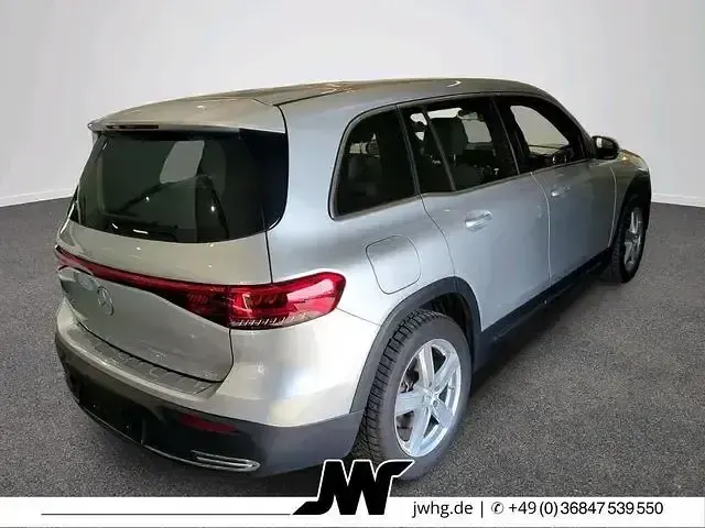 Gebraucht Mercedes EQB250 139 kW (190 PS) 2023 Iridiumsilber  metalliclack SUV
