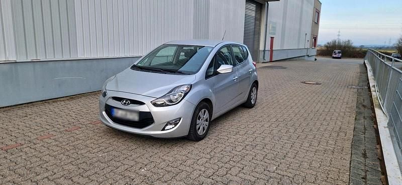 Gebraucht Hyundai ix20 90 PS (66 kW) 2013 Kleinwagen