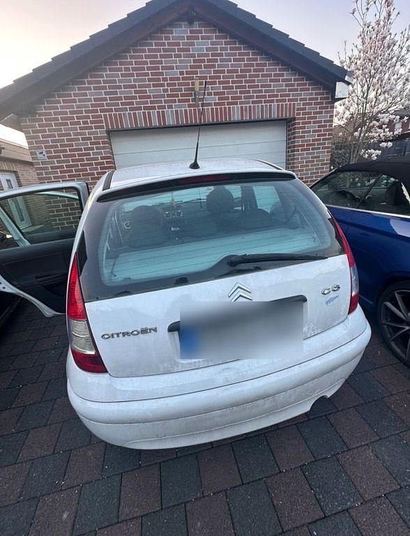 Gebraucht Citroën C3 Comfort 73 PS (53 kW) 2008 Weiß Limousine