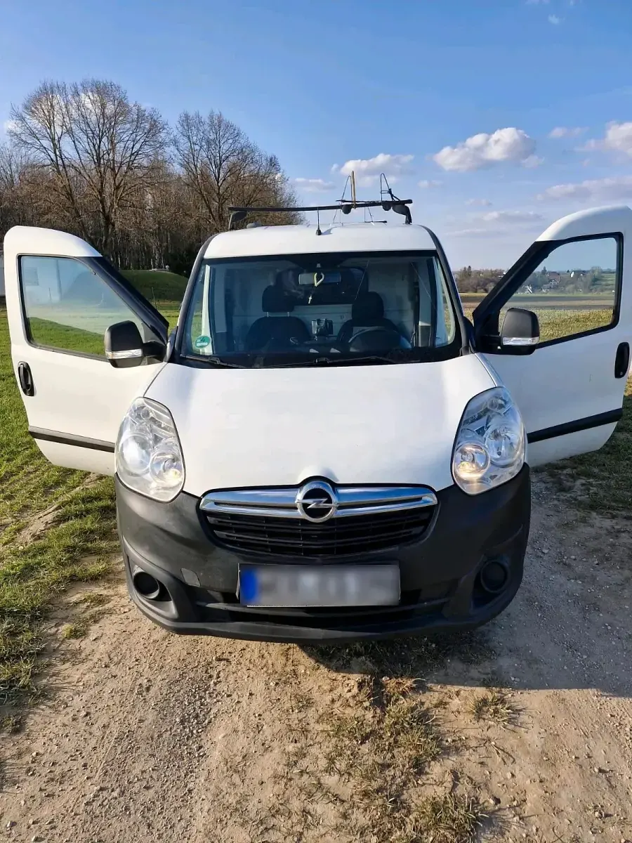 Gebraucht Opel Combo 105 PS (77 kW) 2014 Weiß Van / Kleinbus