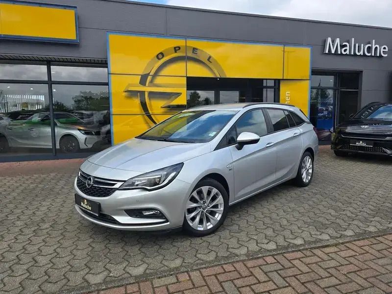 Argonsilber/sovereign/switchblade silver Gebraucht 2019 Opel Astra Kombi | 15.490 € (Teuer) - Bild 1/4