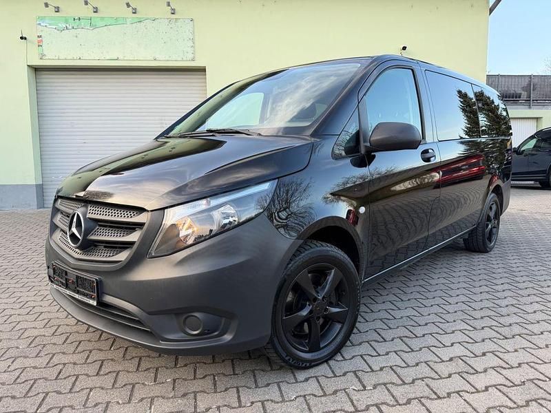 Gebraucht Mercedes Vito 190 PS (139 kW) 2017 Schwarz Van