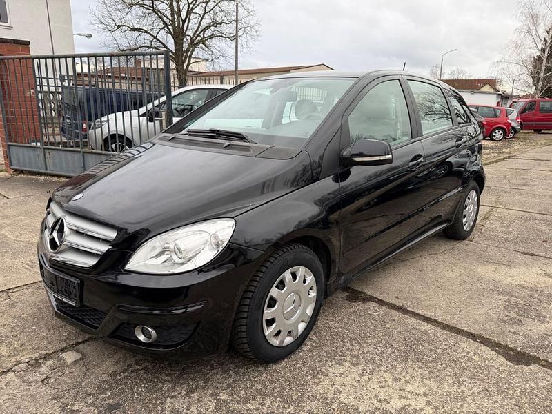 Gebraucht Mercedes B170 116 PS (85 kW) 2008 Schwarz Van / Kleinbus