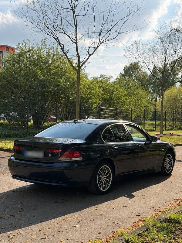 Gebraucht BMW 730 218 PS (160 kW) 2004 Blau Limousine