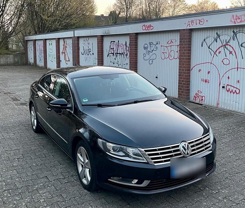 Gebraucht VW Passat 140 PS (102 kW) 2013 Schwarz Limousine