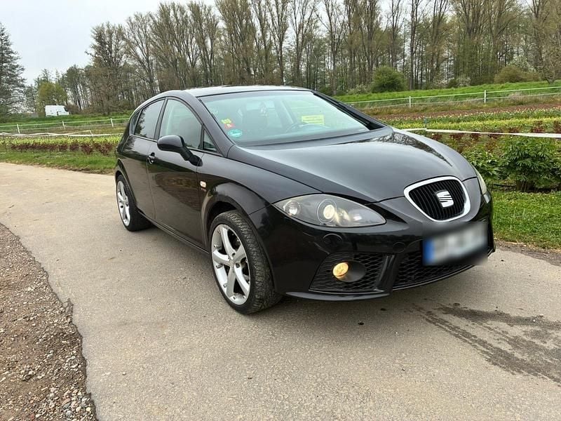 Second-hand Seat Leon 196 CP (144 kW) 2006 Negru Hatchback