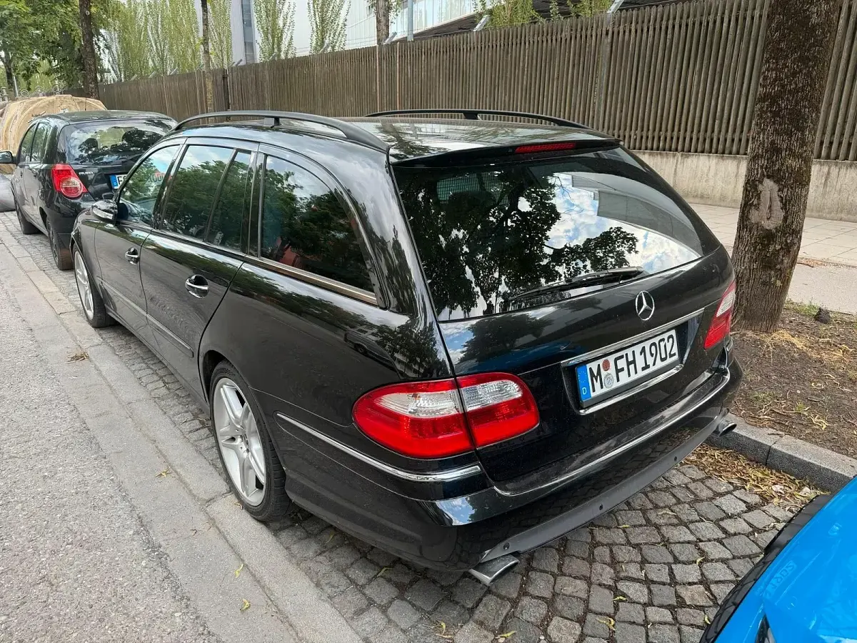 Gebraucht Mercedes E500 306 PS (225 kW) 2003 Schwarz Kombi