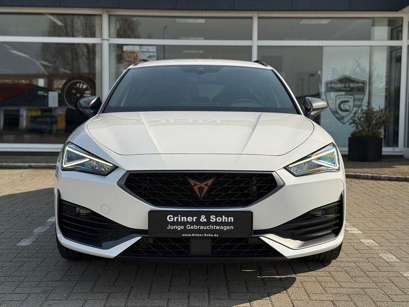 Gebraucht Cupra Leon VZ 245 PS (180 kW) 2022 Weiß Kombi