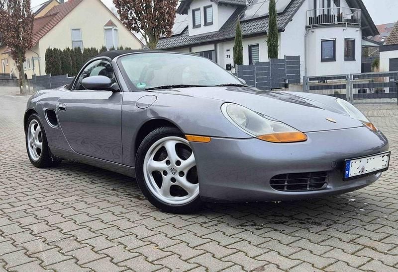Gebraucht Porsche 986 Boxster 228 PS (167 kW) 2002 Silber Cabrio