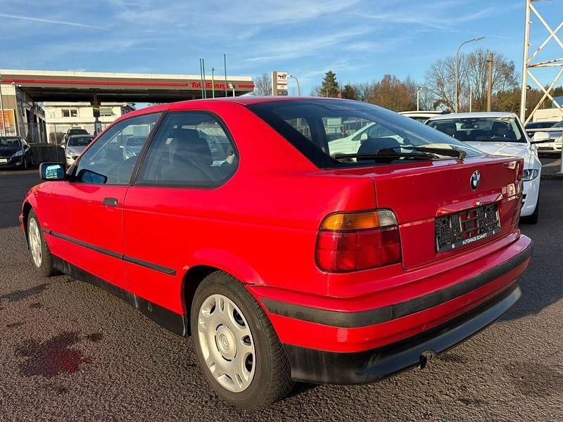 Gebraucht BMW 316 102 PS (75 kW) 1997 Rot Coupé