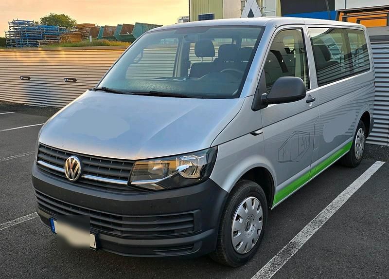 Silber Gebraucht 2016 VW T6 Van | 18.250 € (Guter Preis) - Bild 1/4