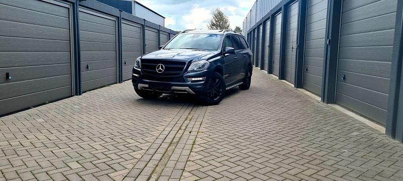Grau Gebraucht 2013 Mercedes GL350 SUV | 18.999 € (Superpreis) - Bild 1/4