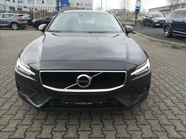 Occasion Volvo V60 Core 163 ch (119 kW) 2022 Gris Break