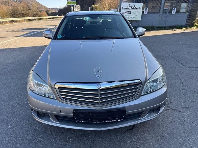 Second-hand Mercedes C180 Classic 156 CP (114 kW) 2008 Argintiu Berlinǎ