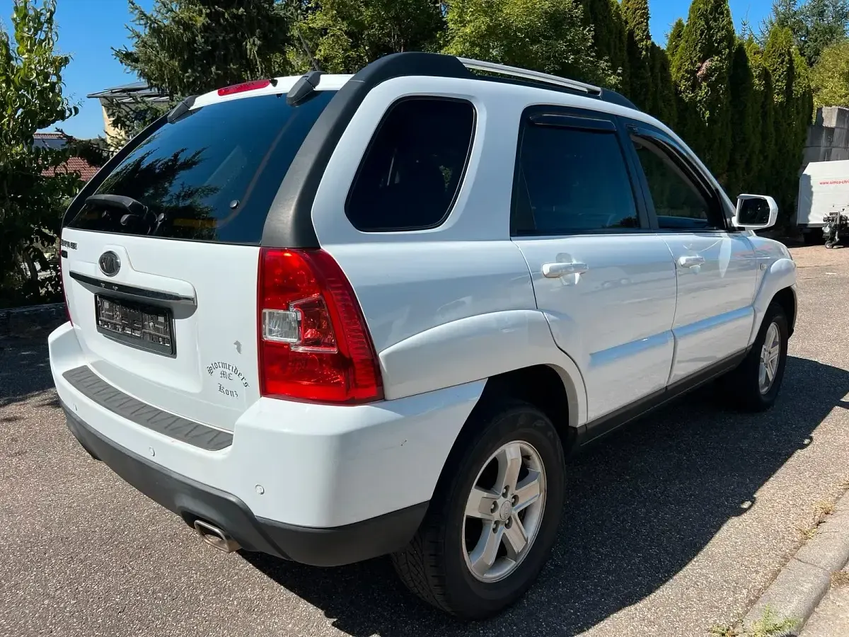 Gebraucht Kia Sportage 136 PS (100 kW) 2009 Weiß SUV