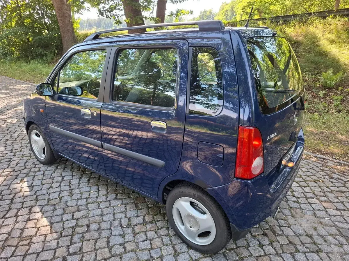Gebraucht Opel Agila 75 PS (55 kW) 2003 Blau Van / Kleinbus