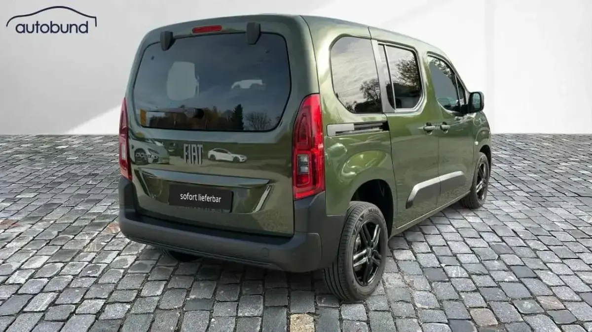 Gebraucht Fiat Doblò 136 PS (100 kW) 2024 Grün Van / Kleinbus