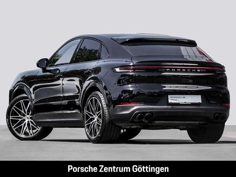 Gebraucht Porsche Cayenne 354 PS (260 kW) 2024 Chromitschwarzmetallic SUV