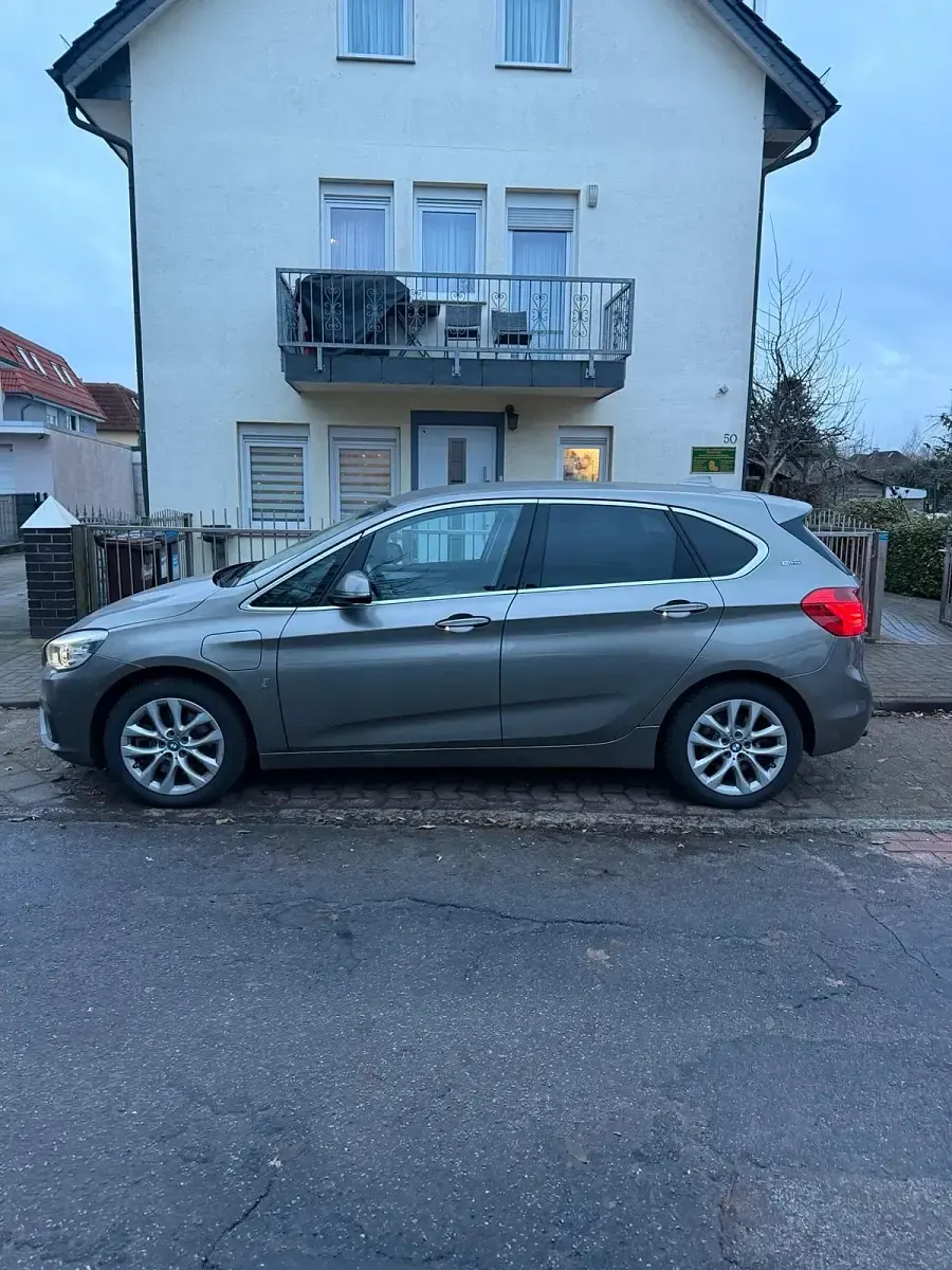 Gebraucht BMW 225 iPerformance 221 PS (162 kW) 2017 Beige Limousine