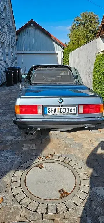 Gebraucht BMW 325 Cabriolet Basis 170 PS (125 kW) 1987 Grau Cabrio
