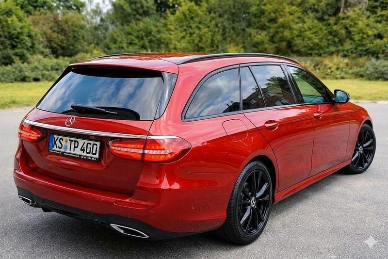 Gebraucht Mercedes E400 AMG 340 PS (250 kW) 2019 Rot Limousine