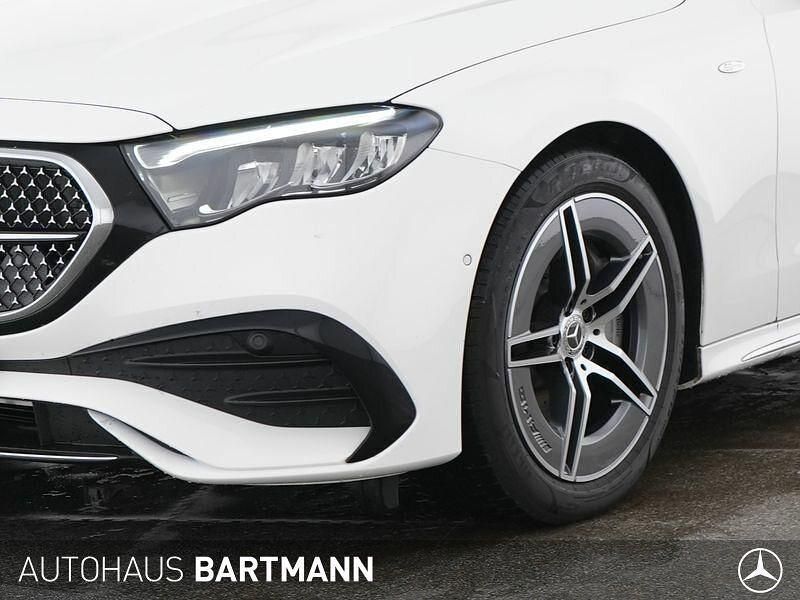 Gebraucht Mercedes E300 AMG 313 PS (230 kW) 2025 Unilack polarweiß Kombi