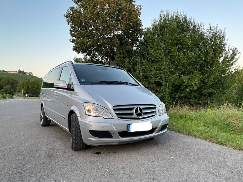 Silber Gebraucht 2011 Mercedes Viano Van / Kleinbus | 14.500 € (Guter Preis) - Bild 1/4