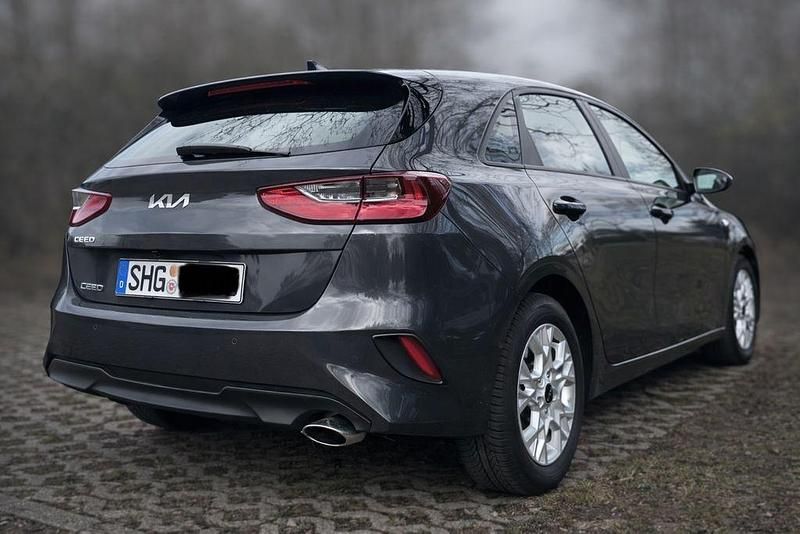 Gebraucht Kia Ceed Edition 7 101 PS (74 kW) 2022 Kleinwagen
