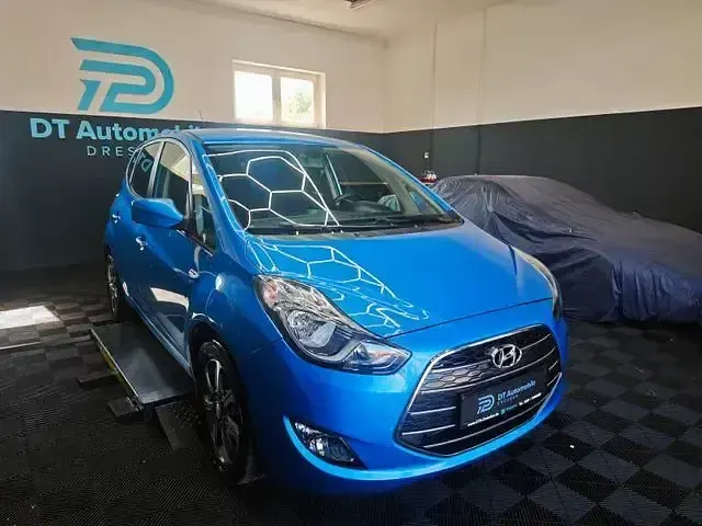 Gebraucht Hyundai ix20 Passion 125 PS (91 kW) 2016 Blau Kleinwagen