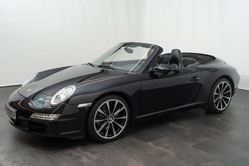 Basaltschwarzmetallic Gebraucht 2005 Porsche 911 Carrera Cabriolet Cabrio | 46.800 € - Bild 1/4