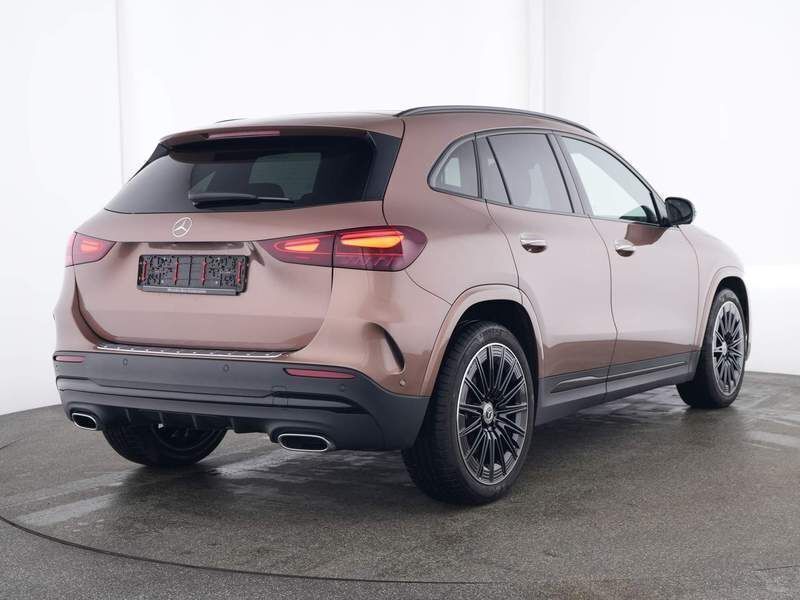 Gebraucht Mercedes GLA220 AMG 190 PS (139 kW) 2023 Rosgold SUV