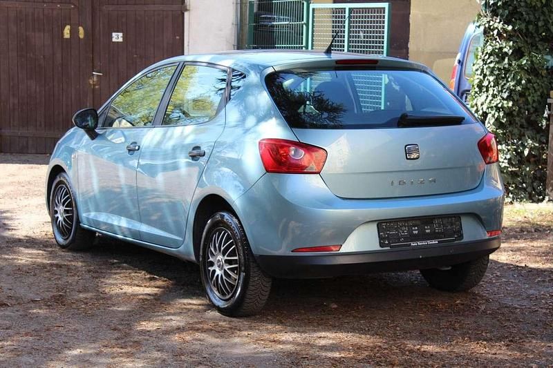 Second-hand Seat Ibiza Reference 69 CP (50 kW) 2008 Albastru Hatchback