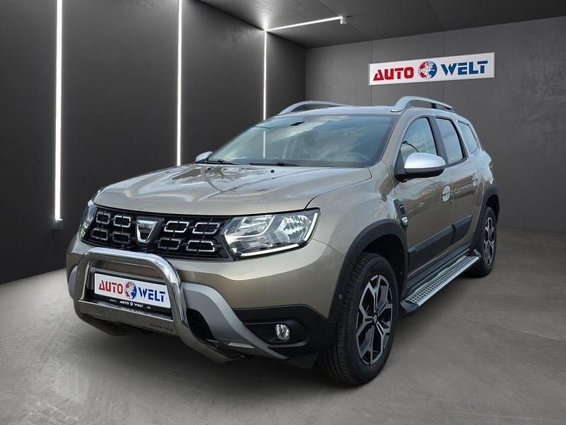 Gebraucht Dacia Duster Celebration 116 PS (85 kW) 2020 Beige SUV
