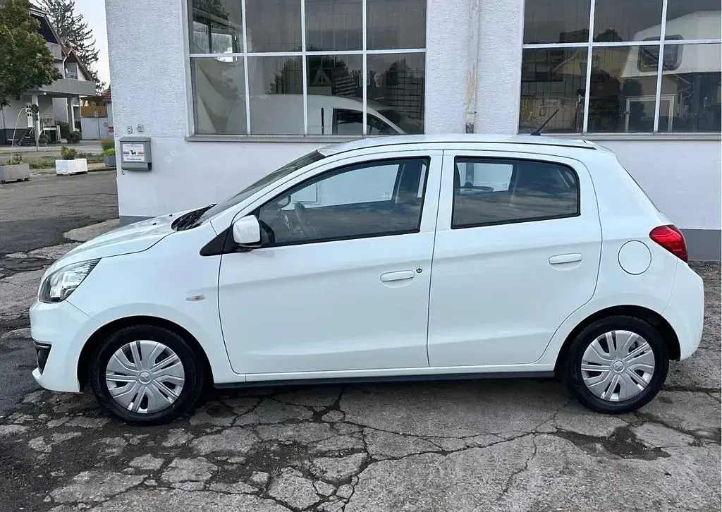 Gebraucht Mitsubishi Space Star Active 71 PS (52 kW) 2019 Weiß Kleinwagen
