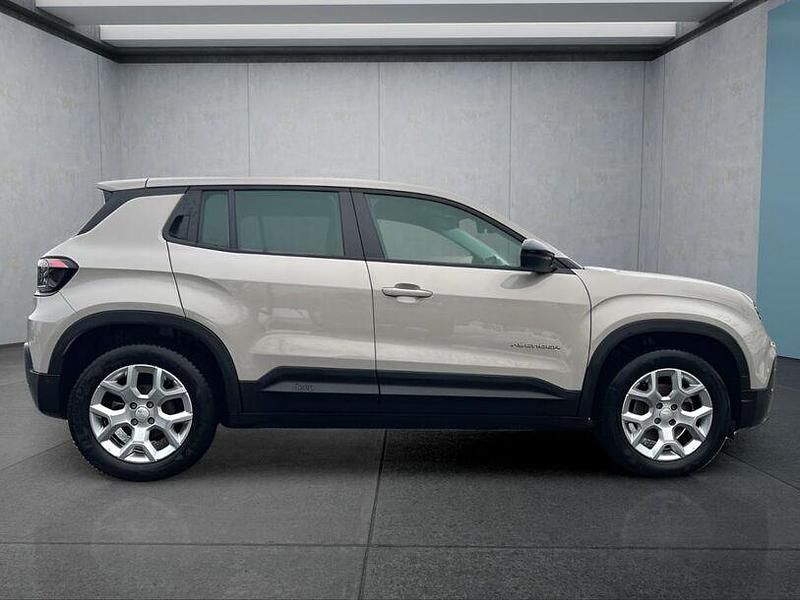 Gebraucht Jeep Avenger EV Altitude 114 kW (156 PS) 2023 Beige SUV