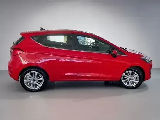 Gebraucht Ford Fiesta Titanium 101 PS (74 kW) 2022 Racerot Kleinwagen