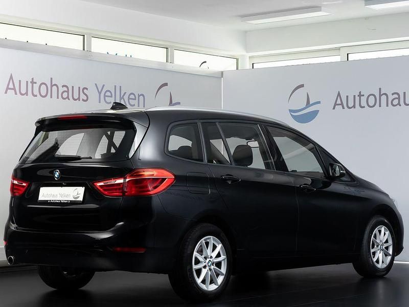 Gebraucht BMW 218 Advantage 150 PS (110 kW) 2017 Schwarz Van / Kleinbus