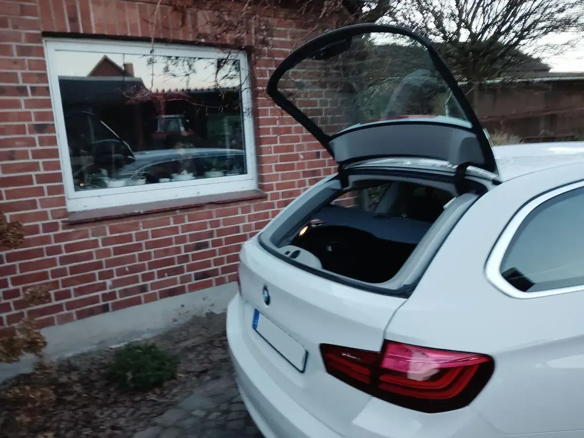 Gebraucht BMW 518 Comfort Edition 150 PS (110 kW) 2015 Weiß Kombi