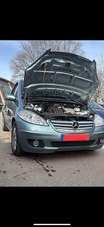 Gebraucht Mercedes A150 Elegance 95 PS (69 kW) 2005 Grün Van / Kleinbus