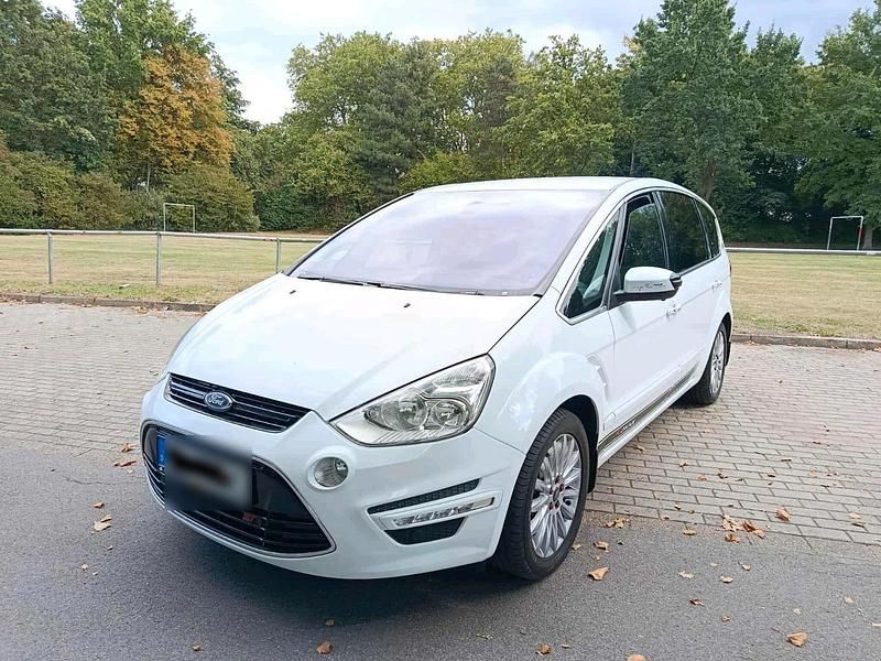 Weiß Gebraucht 2012 Ford S-MAX ST-Line Van / Kleinbus | 5.300 € (Superpreis) - Bild 1/4