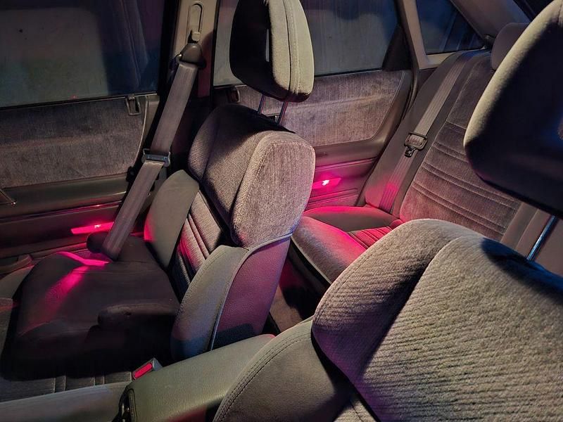 Gebraucht Mazda 626 90 PS (66 kW) 1990 Silber Kleinwagen