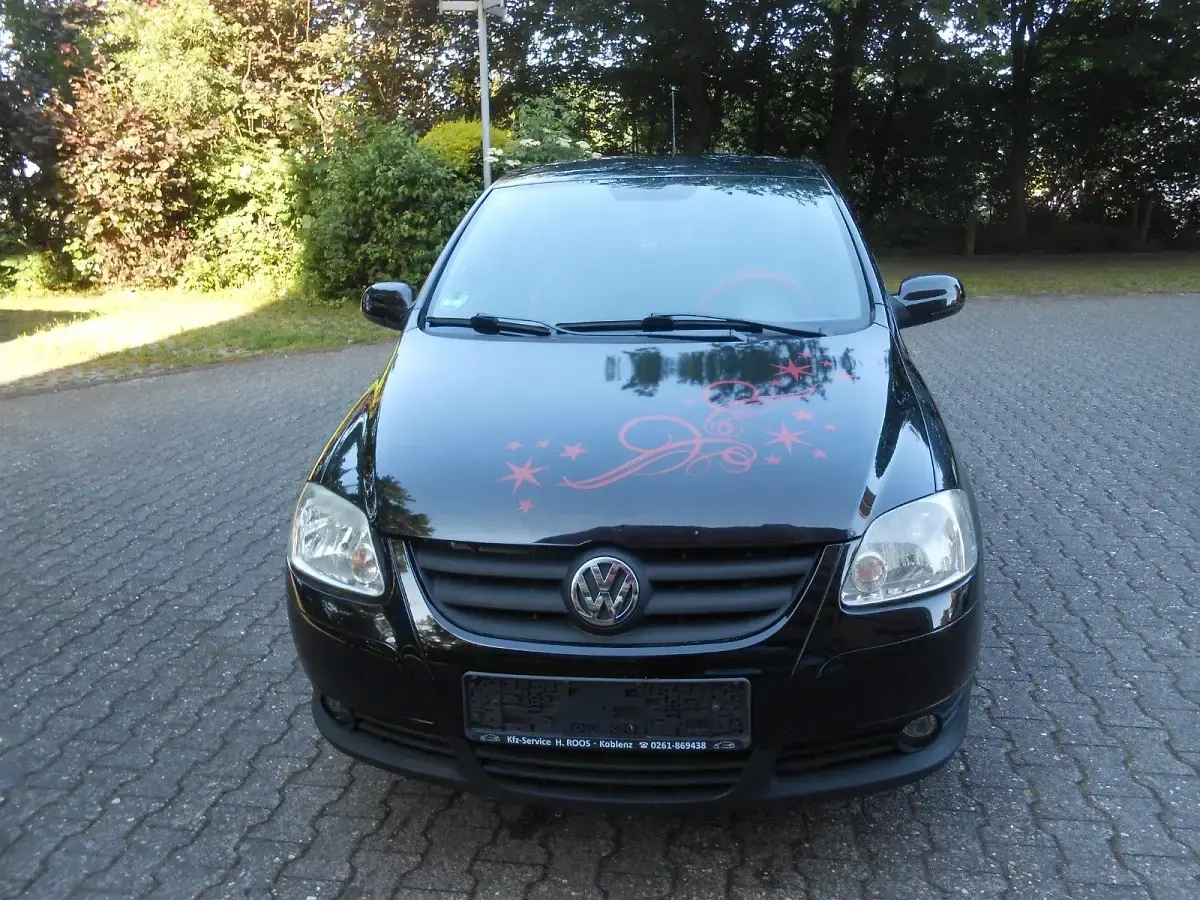 Gebraucht VW Fox Style 54 PS (39 kW) 2010 Schwarz Kleinwagen