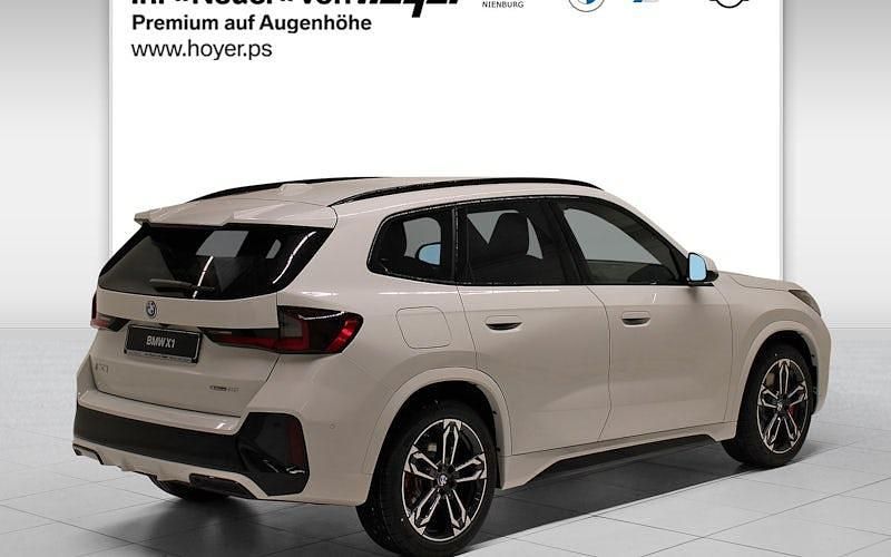 Neu BMW iX1 M Sport 150 kW (204 PS) 2025 Alpinweiss iii SUV